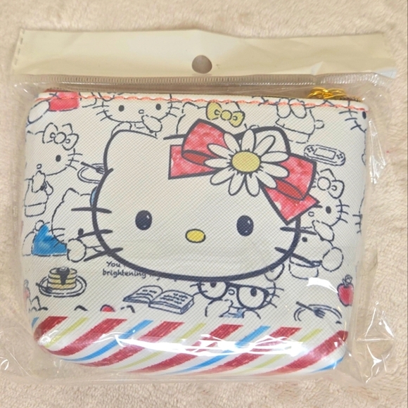 Hello Kitty Coin Purse - Picture 3 of 6